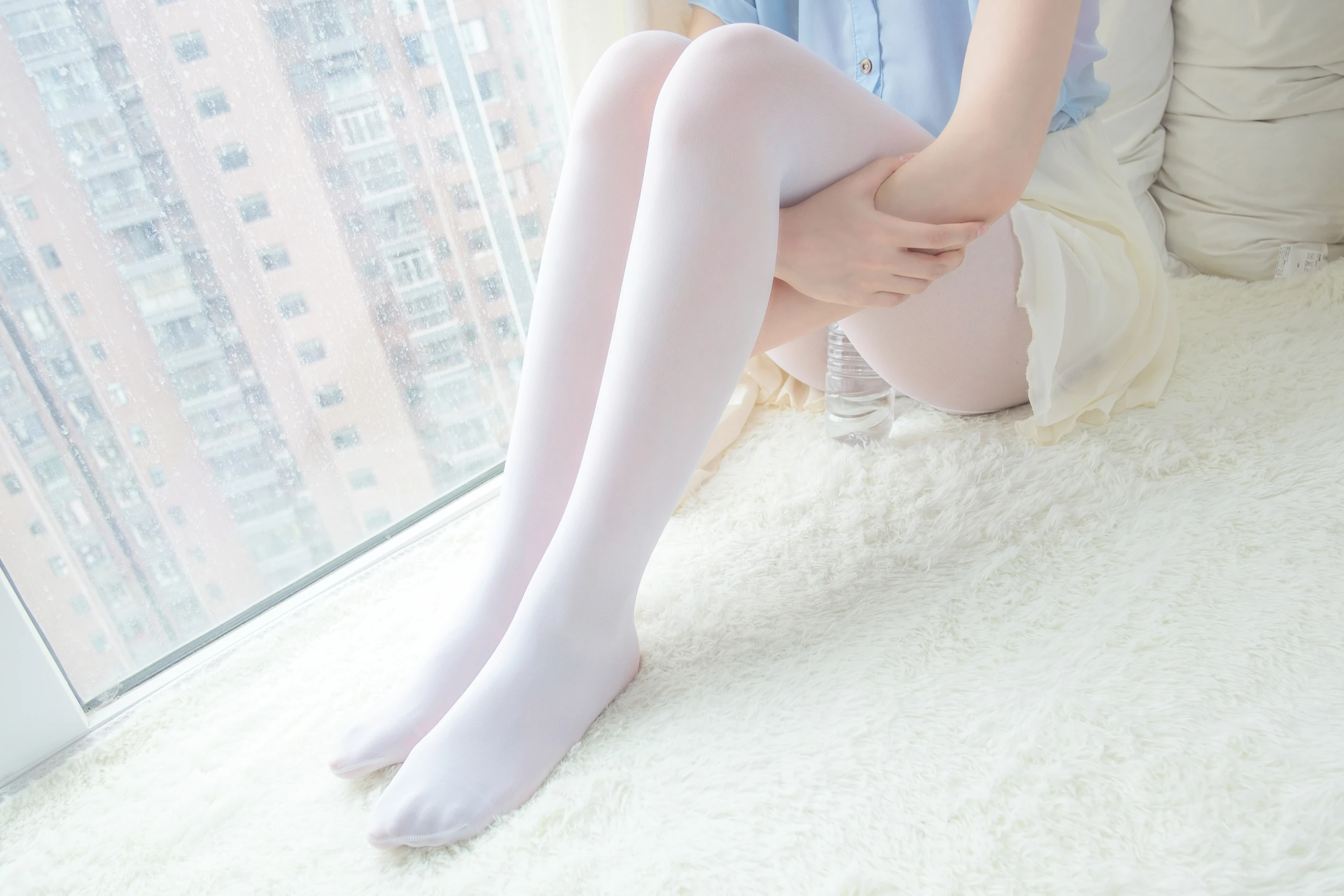 森萝财团 [R15-007] 窗台上的薄纱少女 [83P]插图5